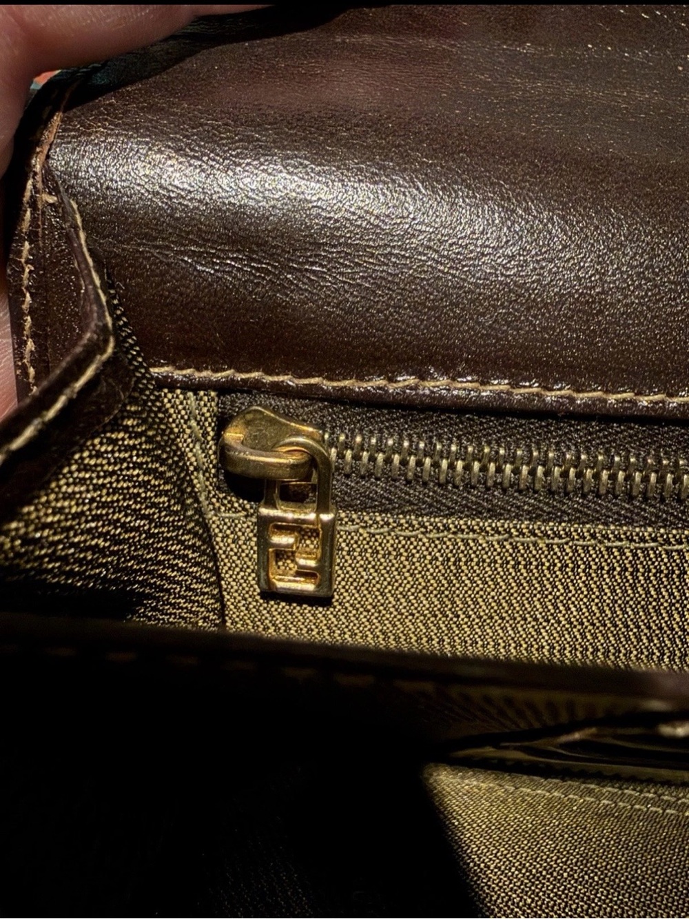Fendi Zucca clutch wallet with unbranded chain - Picture 9 of 16